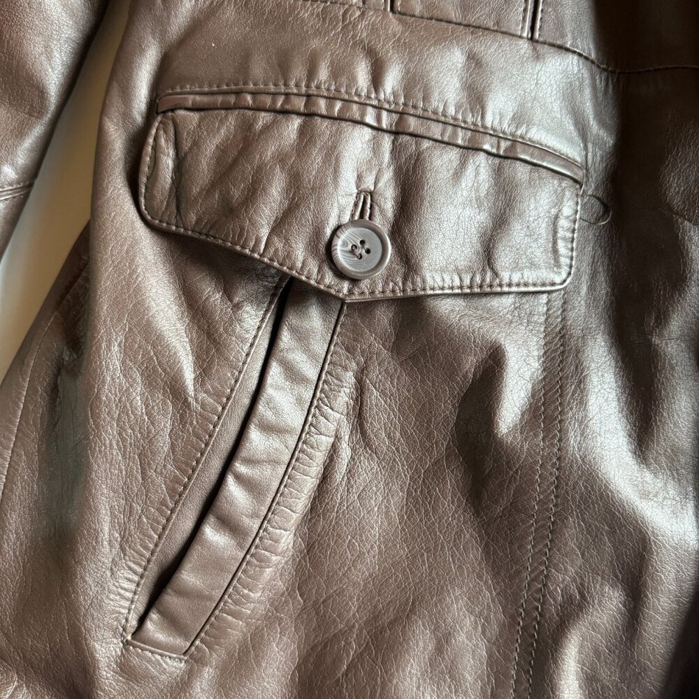 Vintage Brown Leather Trench Coat by The Leather Warehouse – Size 44 - Picture 6 of 10